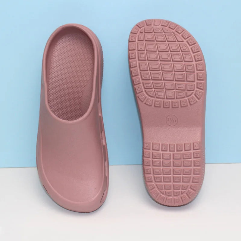 Hot Sale Clinic Surgery Shoes Light Weight Dental Clinic Clogs Anti Slip Nurse Slippers Cheap Back Strap Medical Clogs 5X03-08