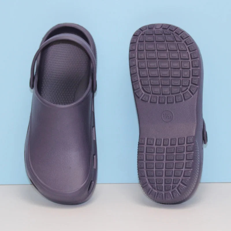 Hot Sale Clinic Surgery Shoes Light Weight Dental Clinic Clogs Anti Slip Nurse Slippers Cheap Back Strap Medical Clogs 5X03-08