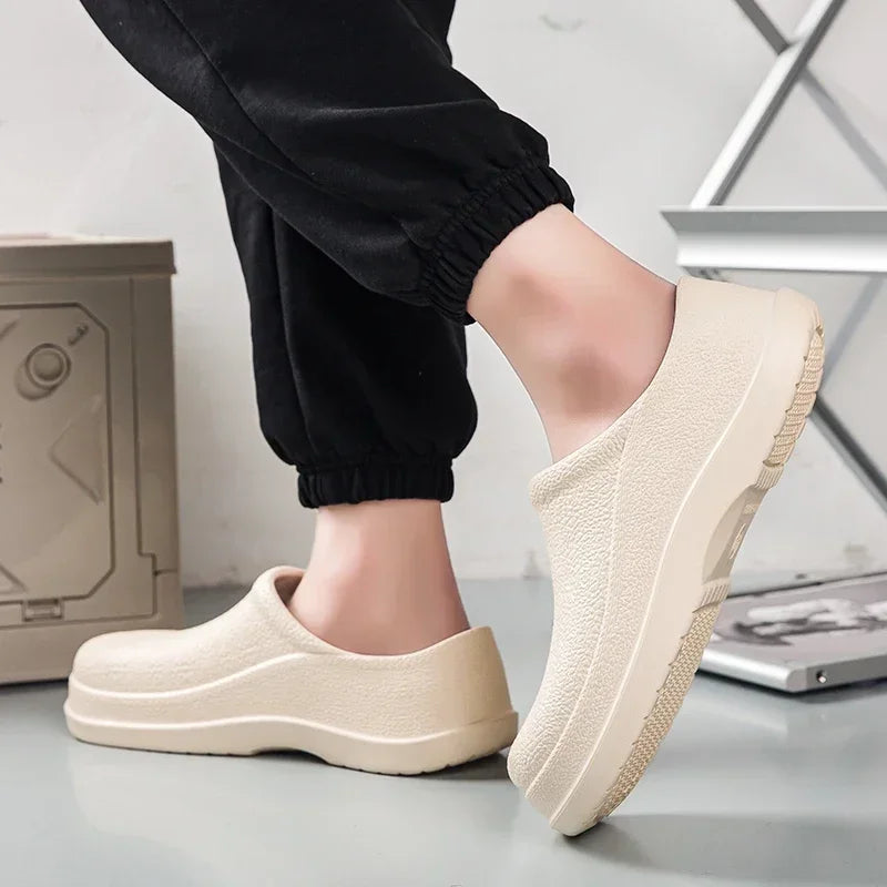 Oilproof Waterproof Men Chef Shoes Lightweight Casual Slippers Doctor Nurse Shoes Fashion Eva Garden Sandals Beach Aqua Shoes