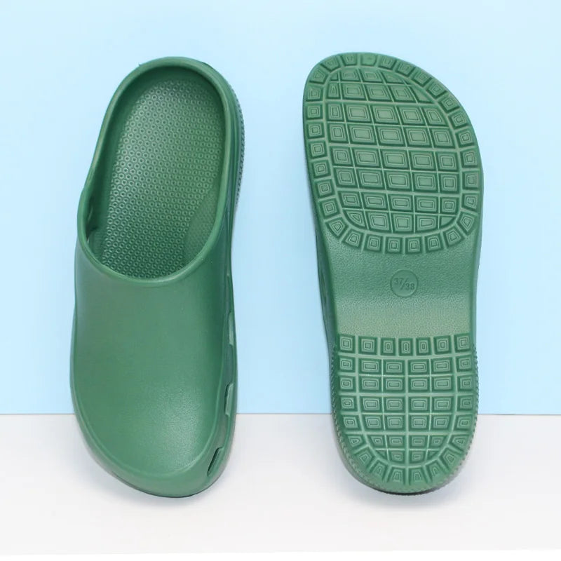 Hot Sale Clinic Surgery Shoes Light Weight Dental Clinic Clogs Anti Slip Nurse Slippers Cheap Back Strap Medical Clogs 5X03-08