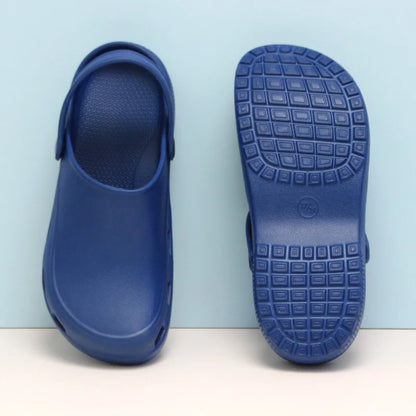 Hot Sale Clinic Surgery Shoes Light Weight Dental Clinic Clogs Anti Slip Nurse Slippers Cheap Back Strap Medical Clogs 5X03-08