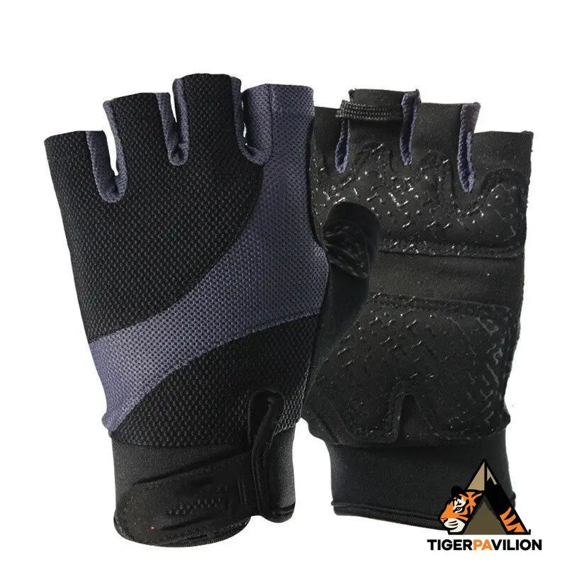 Fitness gloves, half finger, men's and women's anti slip and wear-resistant sports gloves